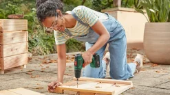 Bosch Bore-/skruemaskine EasyDrill 18V + SystemBox inkl. batteri| Akku Bore- Og Skruemaskiner