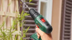 Bosch Akku Skruemaskine 18V-40 - incl 2x1,5 Ah batterier| Akku Bore- Og Skruemaskiner