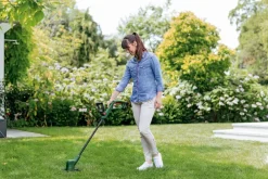 Bosch Græstrimmer Easy 23 cm 18V inkl. batteri| Græstrimmere Og Trimmertråd