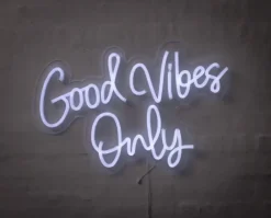 BRIGHT DESIGN Neonskilt Good Vibes Only H. 40 x B. 61 cm| Indendørs Væglamper