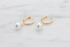 Øreringe hoop med perle - guld| Smykker & Hårpynt